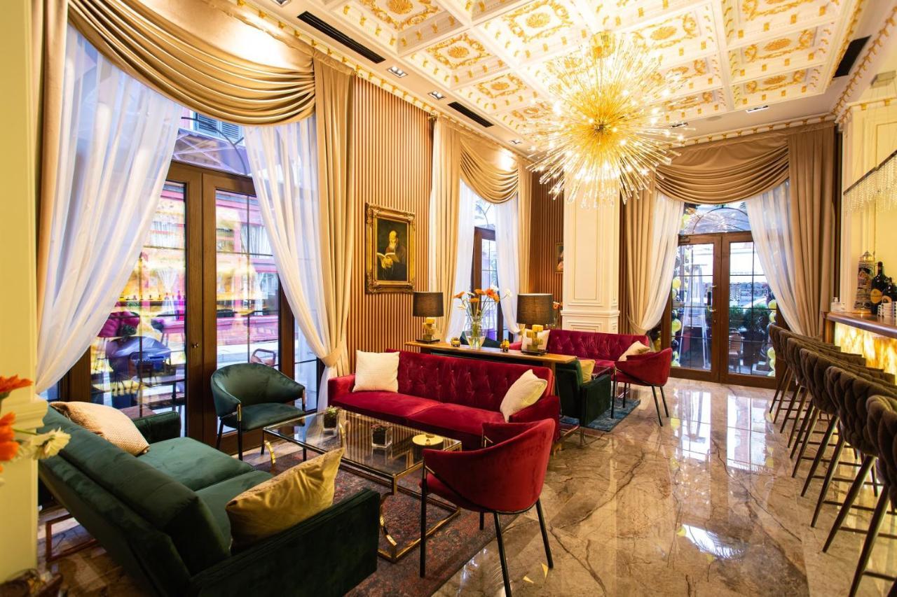 Envy Hotel Durrës Extérieur photo