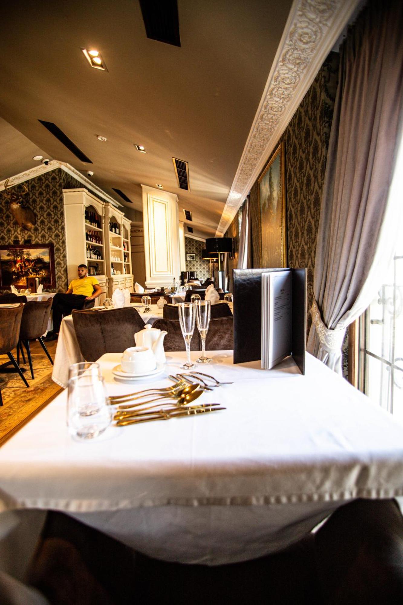 Envy Hotel Durrës Extérieur photo