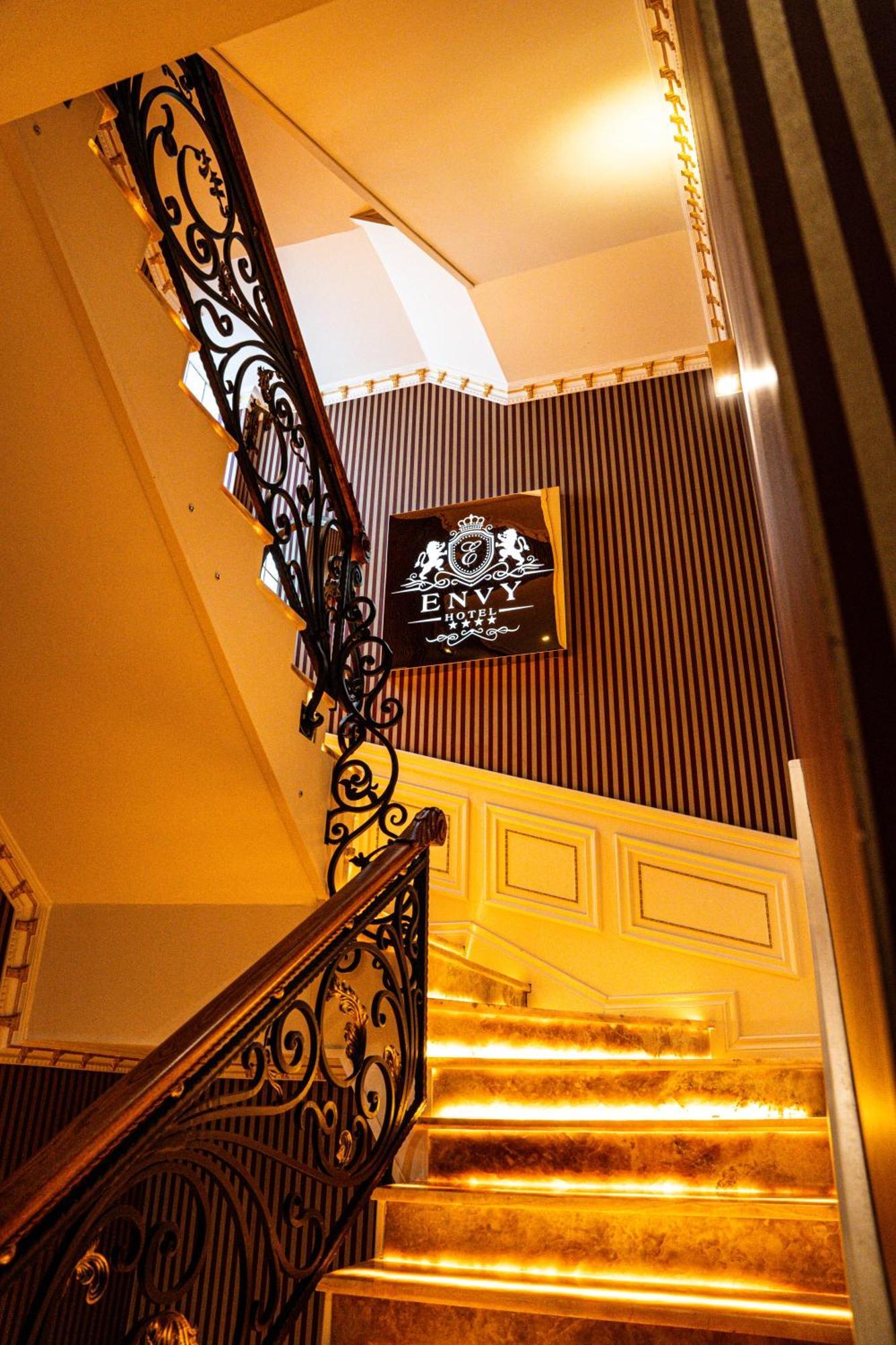 Envy Hotel Durrës Extérieur photo