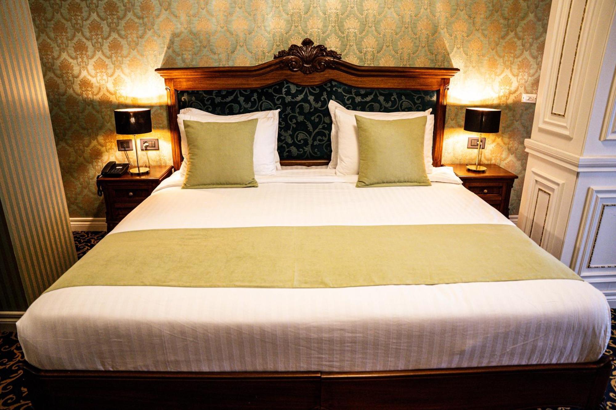 Envy Hotel Durrës Extérieur photo