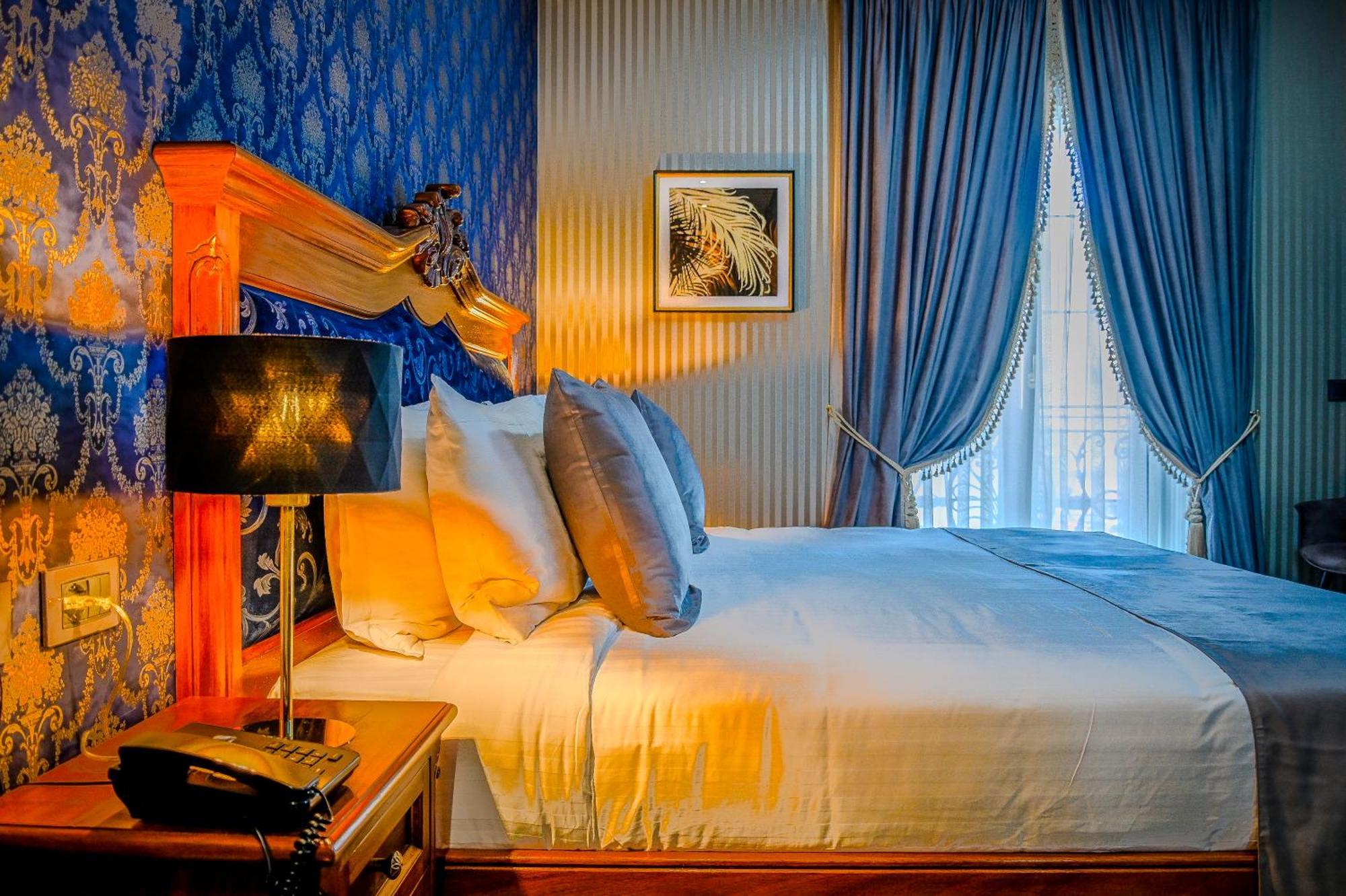 Envy Hotel Durrës Extérieur photo