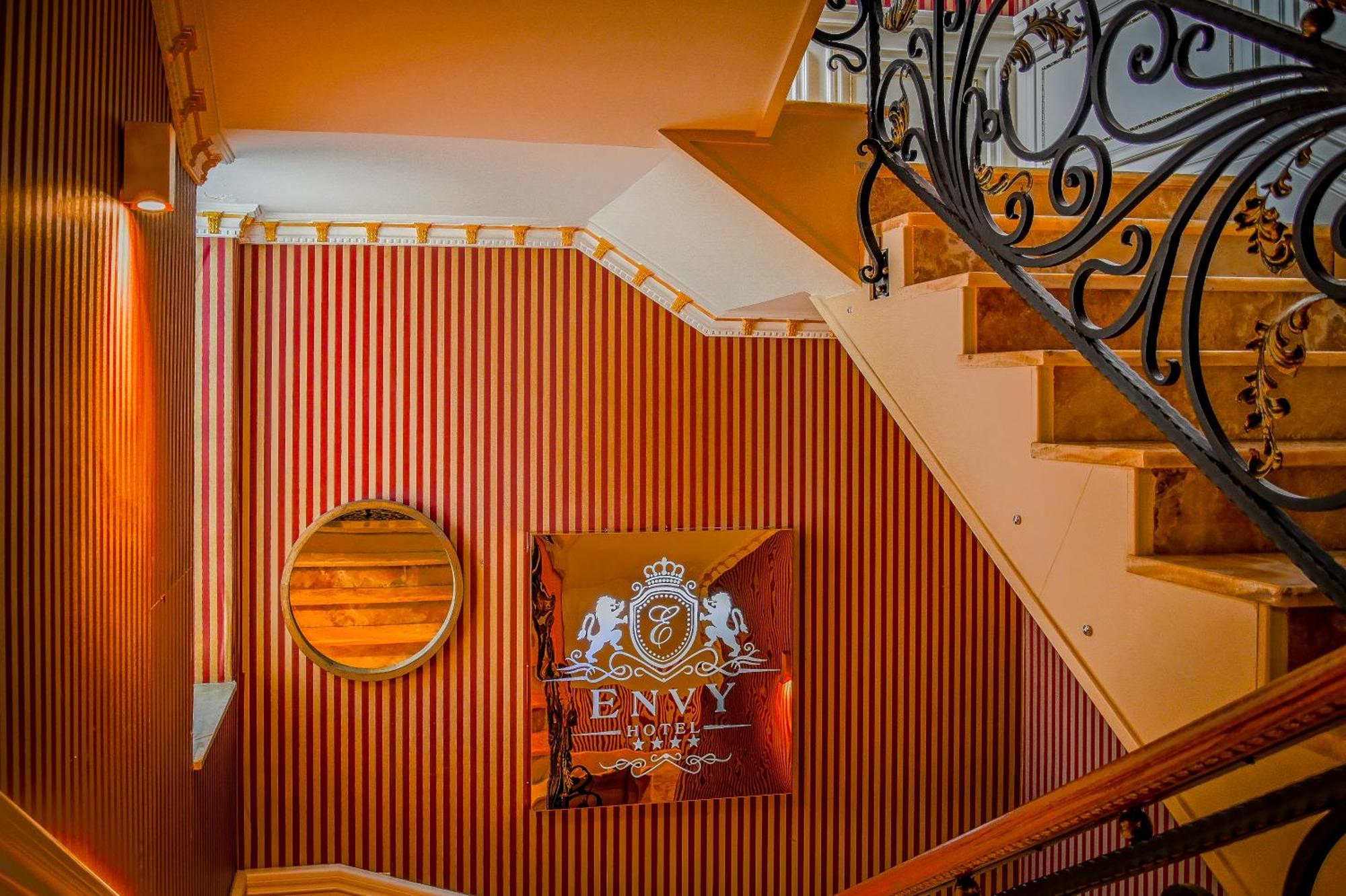 Envy Hotel Durrës Extérieur photo