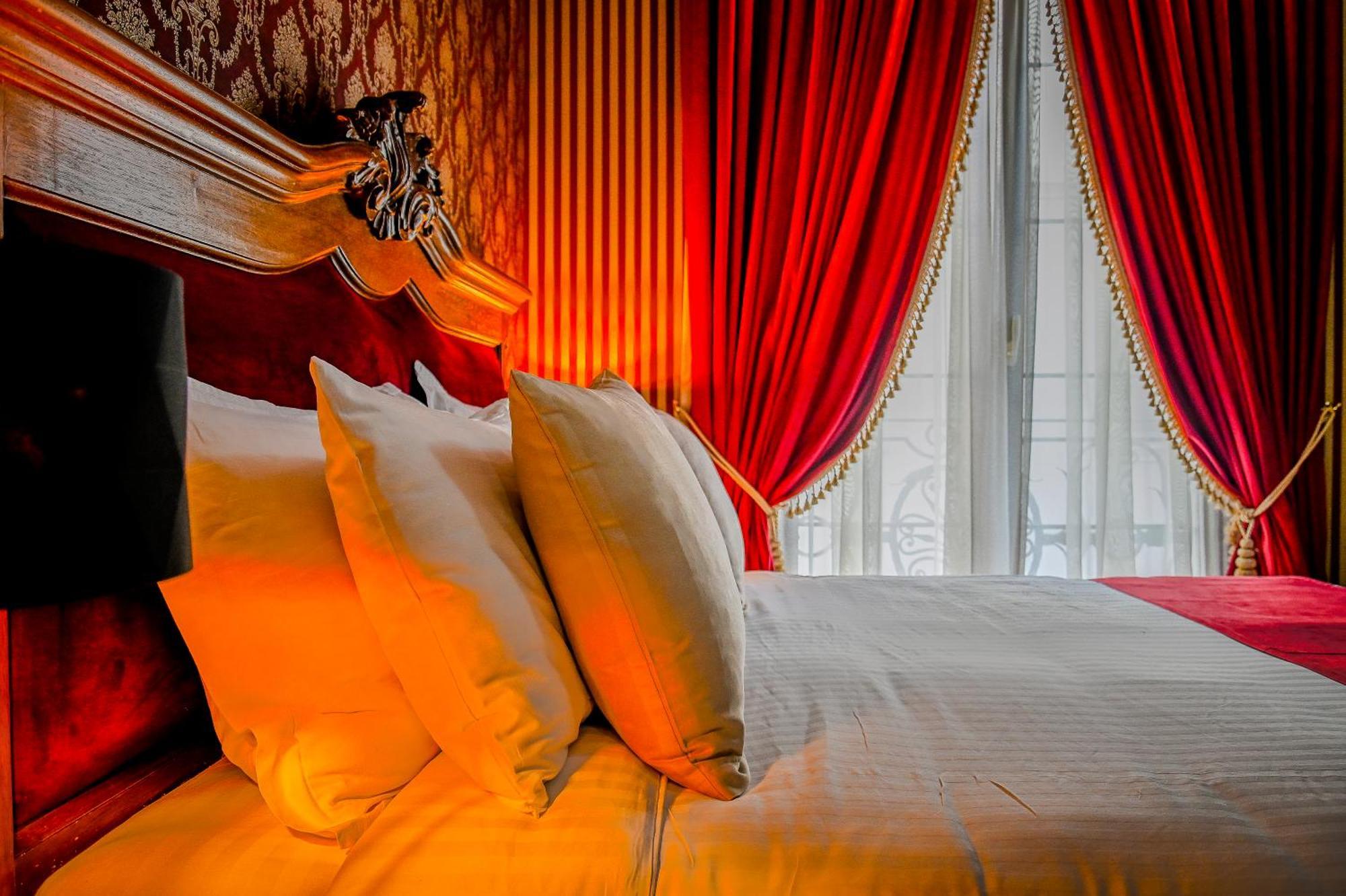 Envy Hotel Durrës Extérieur photo